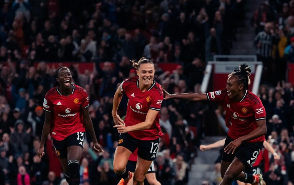 Fridolina Rolfö Jadi Penentu Manchester United
